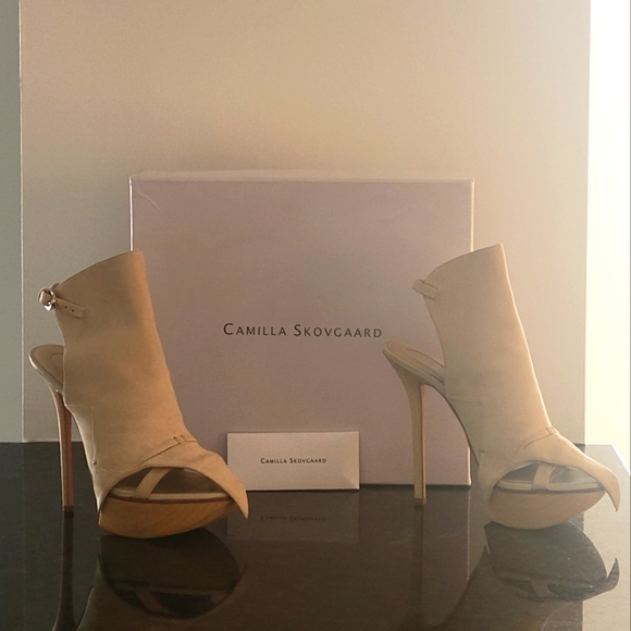 SALE💯Authentic Camilla Skovgaard Stiletto Shoes - Picture 3 of 3
